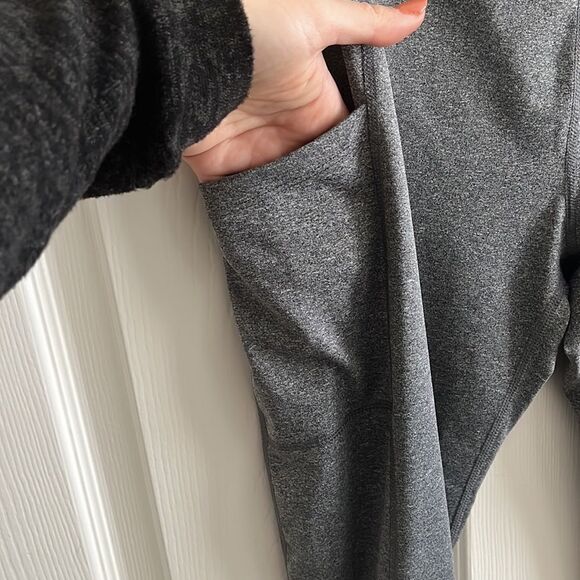 Gray Active Leggings - Picture 2 of 9